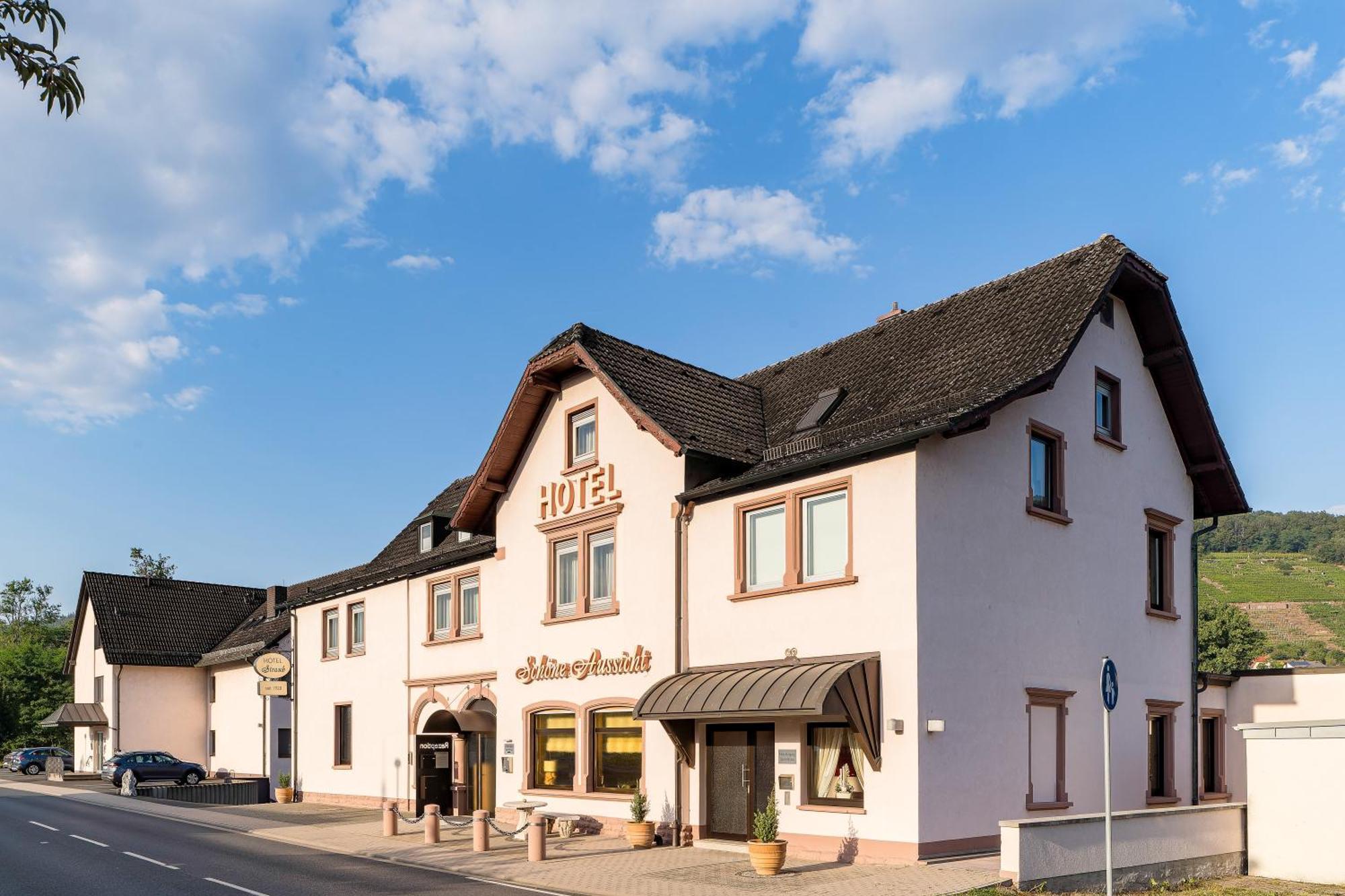 Hotel Straubs Schoene Aussicht Klingenberg am Main Exterior foto